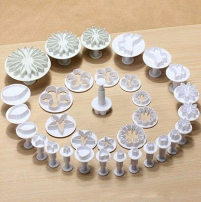 33pcs Fondant Cutter Cake Tools Cookie Mold Biscuit Mould Craft 3D Bakeware Sets New Baking Mold Pastry Fondant Cake Decorating Sugarcraft Cookie Cutter Tools Mold Durable Cake Mould For Cookies